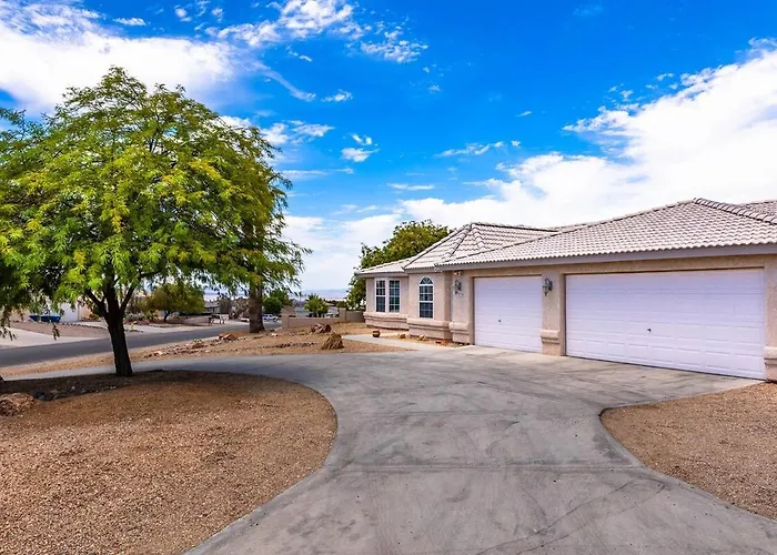 Vacation Pool W Separate Casita & Game Room! *