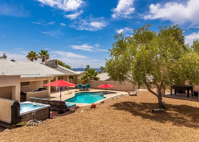 Dom wakacyjny Vacation Pool W Separate Casita & Game Room! *