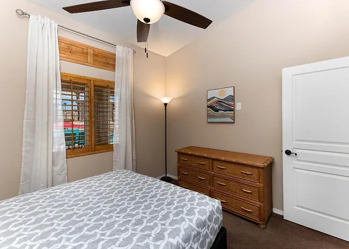 Vacation Pool W Separate Casita & Game Room! *