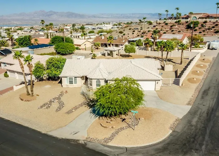 Vacation Pool W Separate Casita & Game Room! *