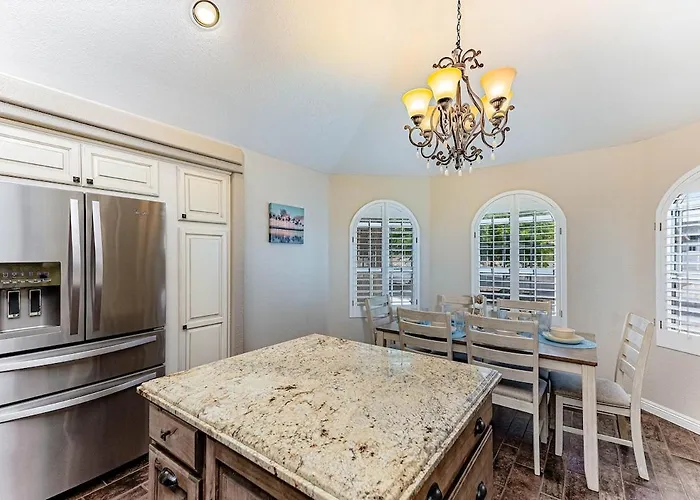 Vacation Pool W Separate Casita & Game Room! Lake Havasu City
